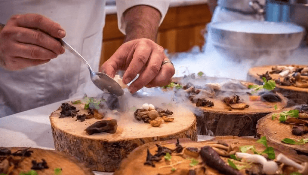 Hotel-digital-marketing-agency-in-Bangkok-Park-Hyatt-chefs-hand Hotel-digital-marketing-agency-in-Bangkok-Park-Hyatt-chefs-hand